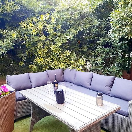 Split Symphony Veranda: Modern, New Apartment Esterno foto
